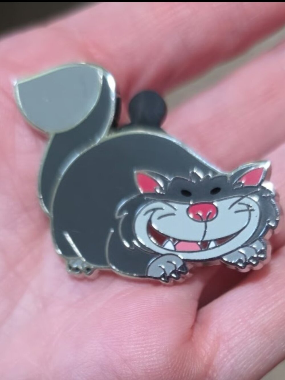 Disney Parks Cinderella Villain Cat Lucifer Diamond Pin